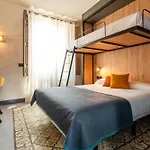 The House Elvira Hostel