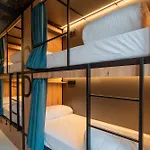 The House Elvira Hostel Granada