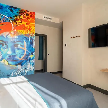 Hostel The House Elvira Granada